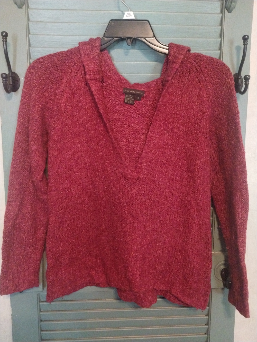 Royal Robbins Burgundy V-Neck Hoodie Sweater